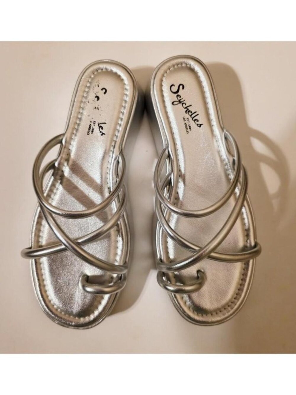 Y2K Seychelles Silver Platform Sandals ✧ Metallic Strappy Minimalist